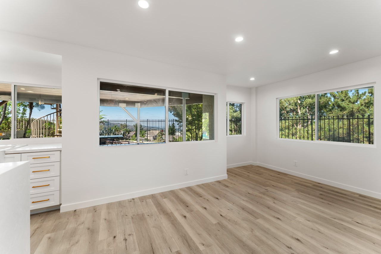 the home features all new beautiful view windows.
